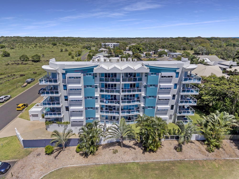 Koola Beach Apartments 3/63
