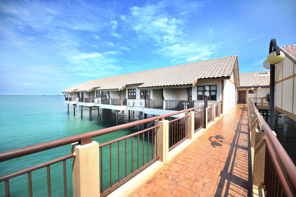 Lexis Port Dickson 53/62