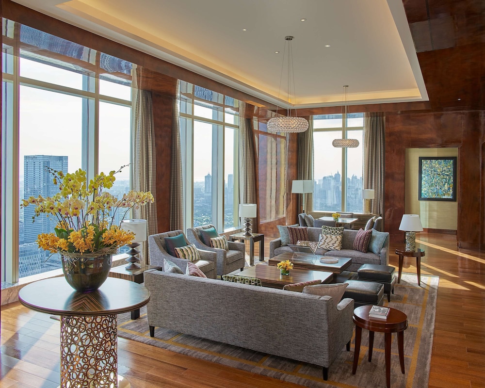 Grand Hyatt Manila 45/72