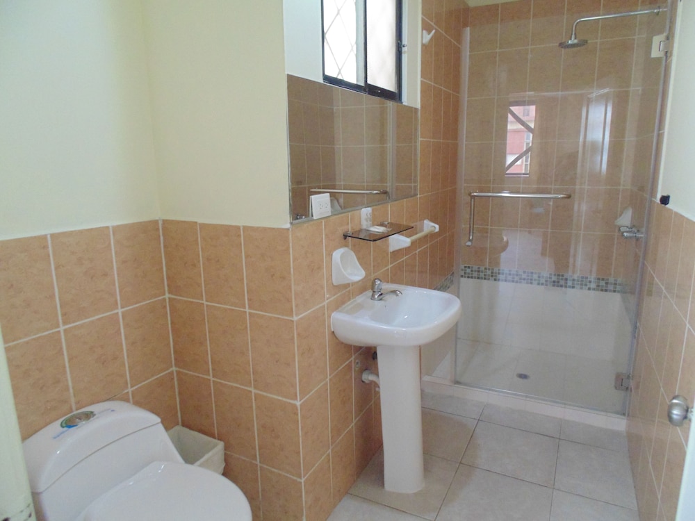 Las Penas Hotel 58/60