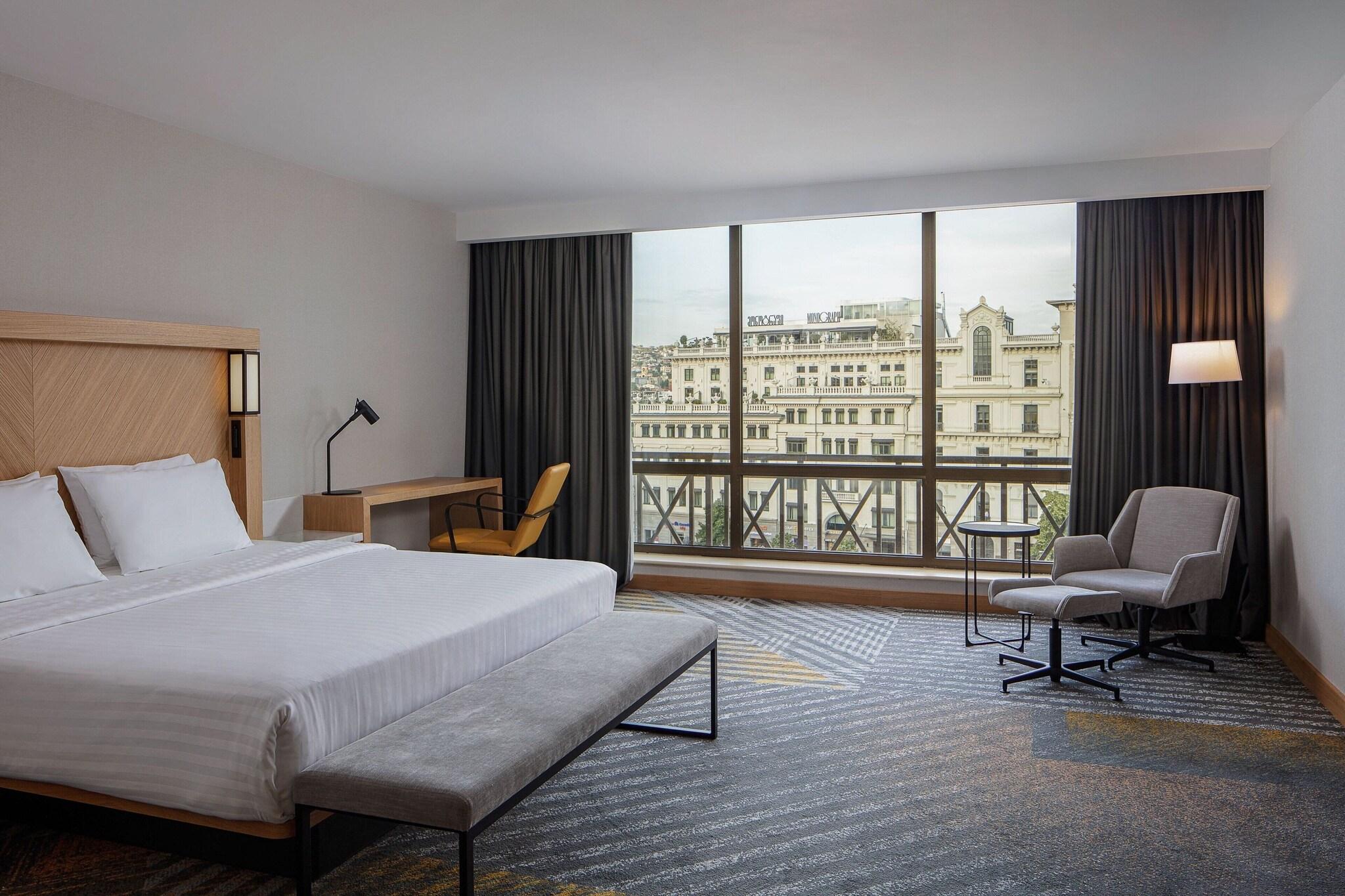 Executive, Double Bed, City View