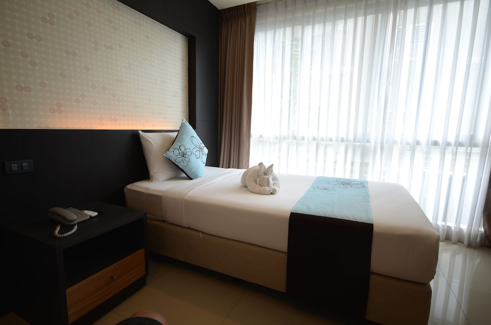 Chaba Inn Srinakarin 19/28