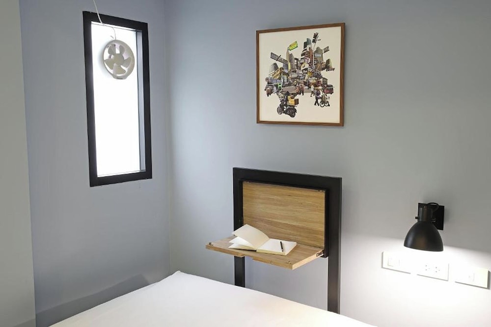 Simply Sleep Hostel 18/50