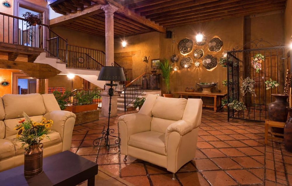 Hotel Refugio del Angel 33/49