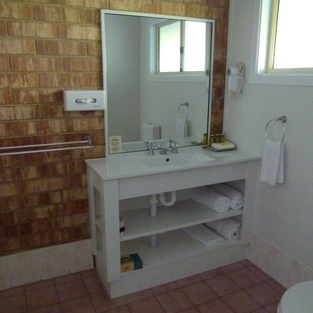 LISMORE WILSON MOTEL 43/61