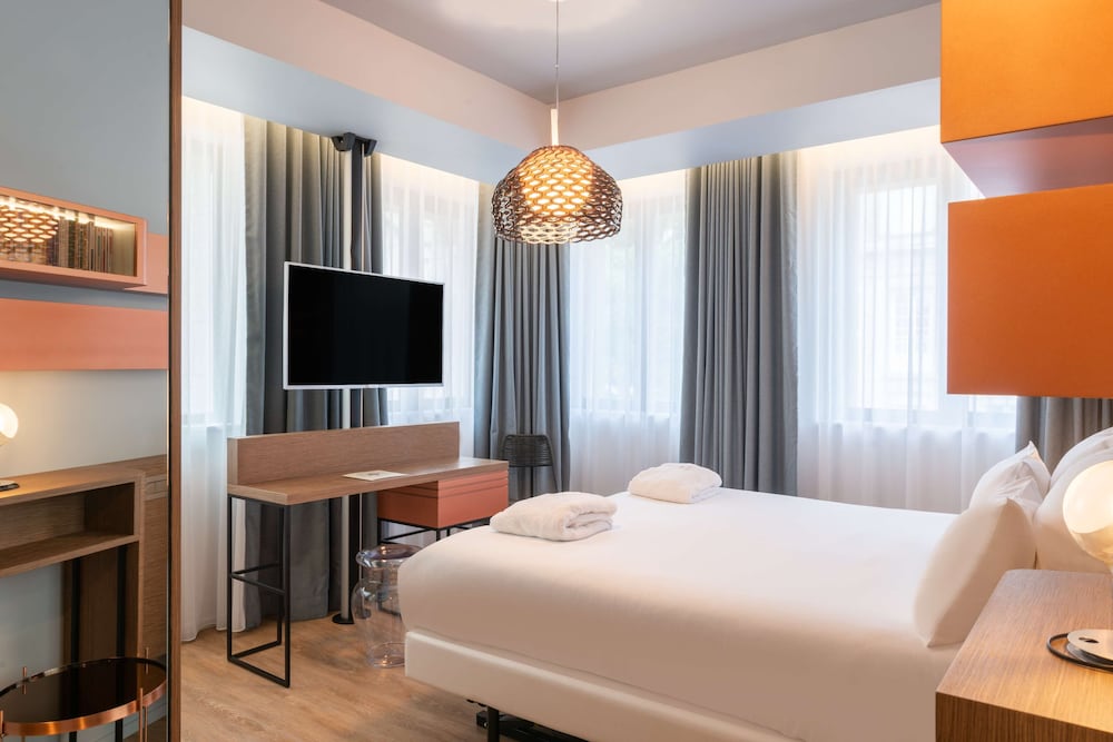 Golden Tulip Saint Malo 17/74