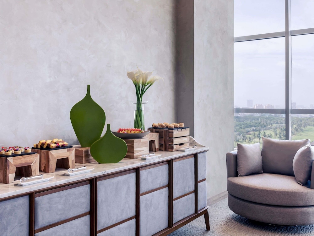 Mercure Jakarta Pantai Indah Kapuk 45/73