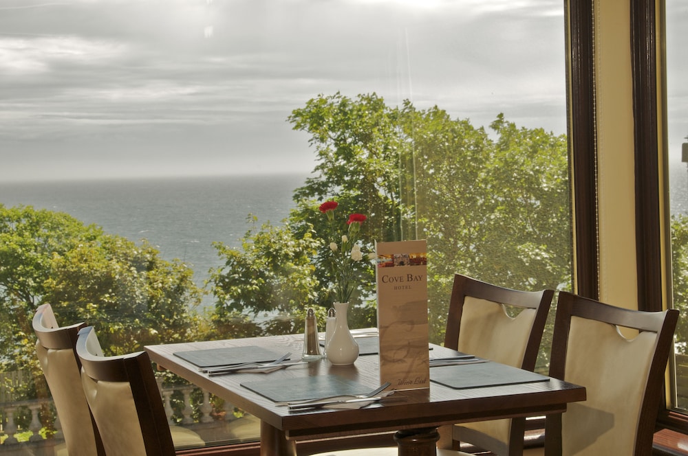 Cove Bay Hotel 49/60