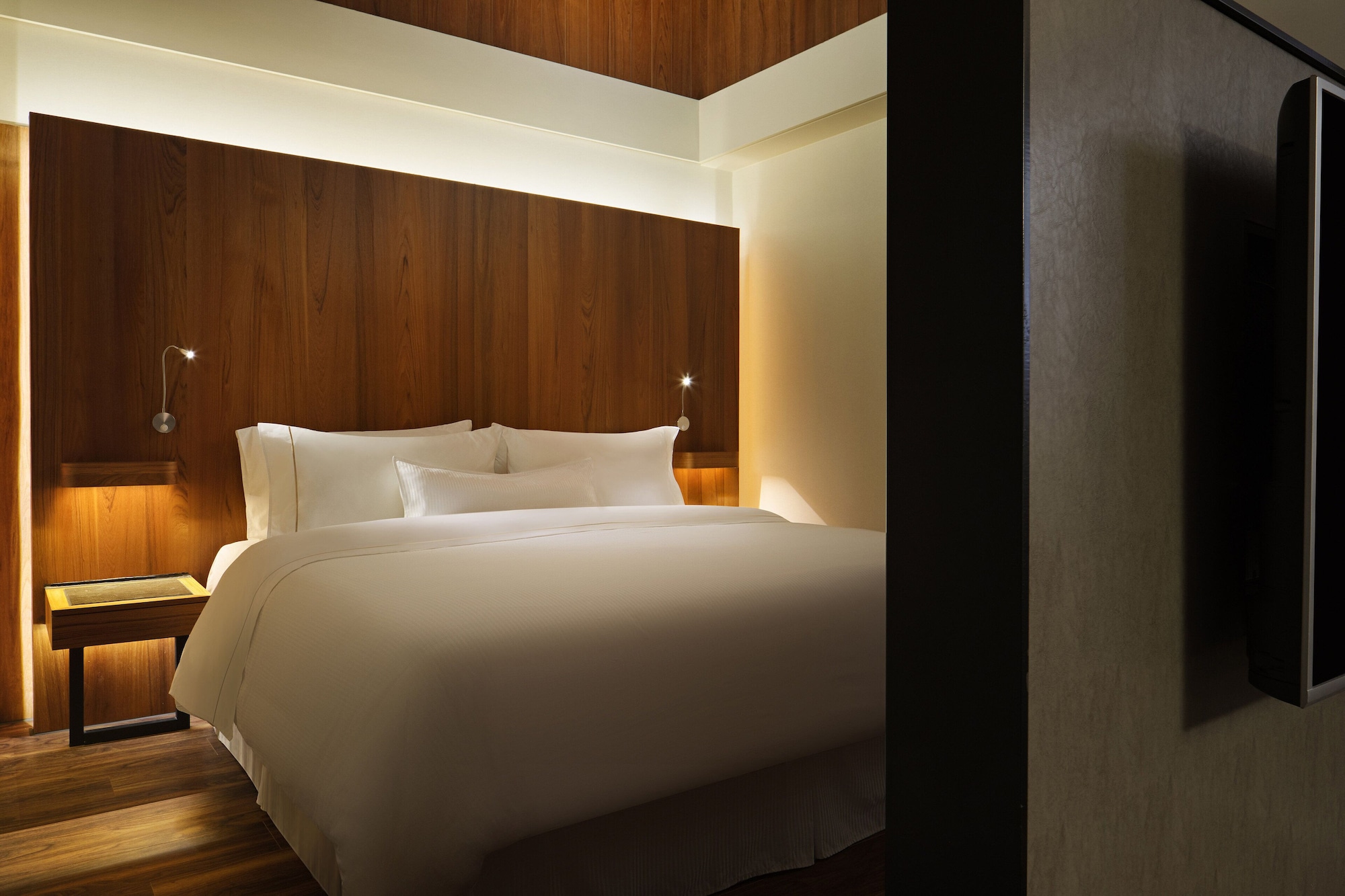 1 Bedroom, Deluxe, Studio, Suite, King Bed, Balcony