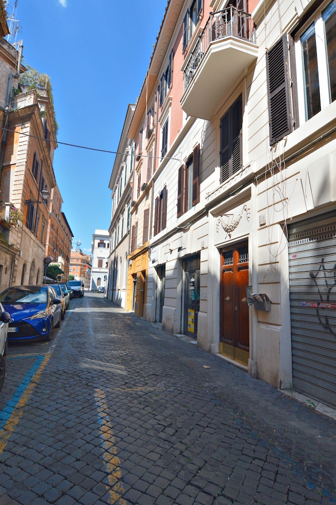 Romaresidence Trastevere Guesthouse 41/50