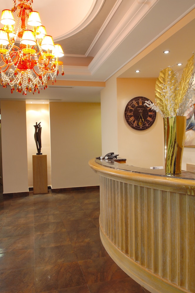 Olympic Hotel 3/50