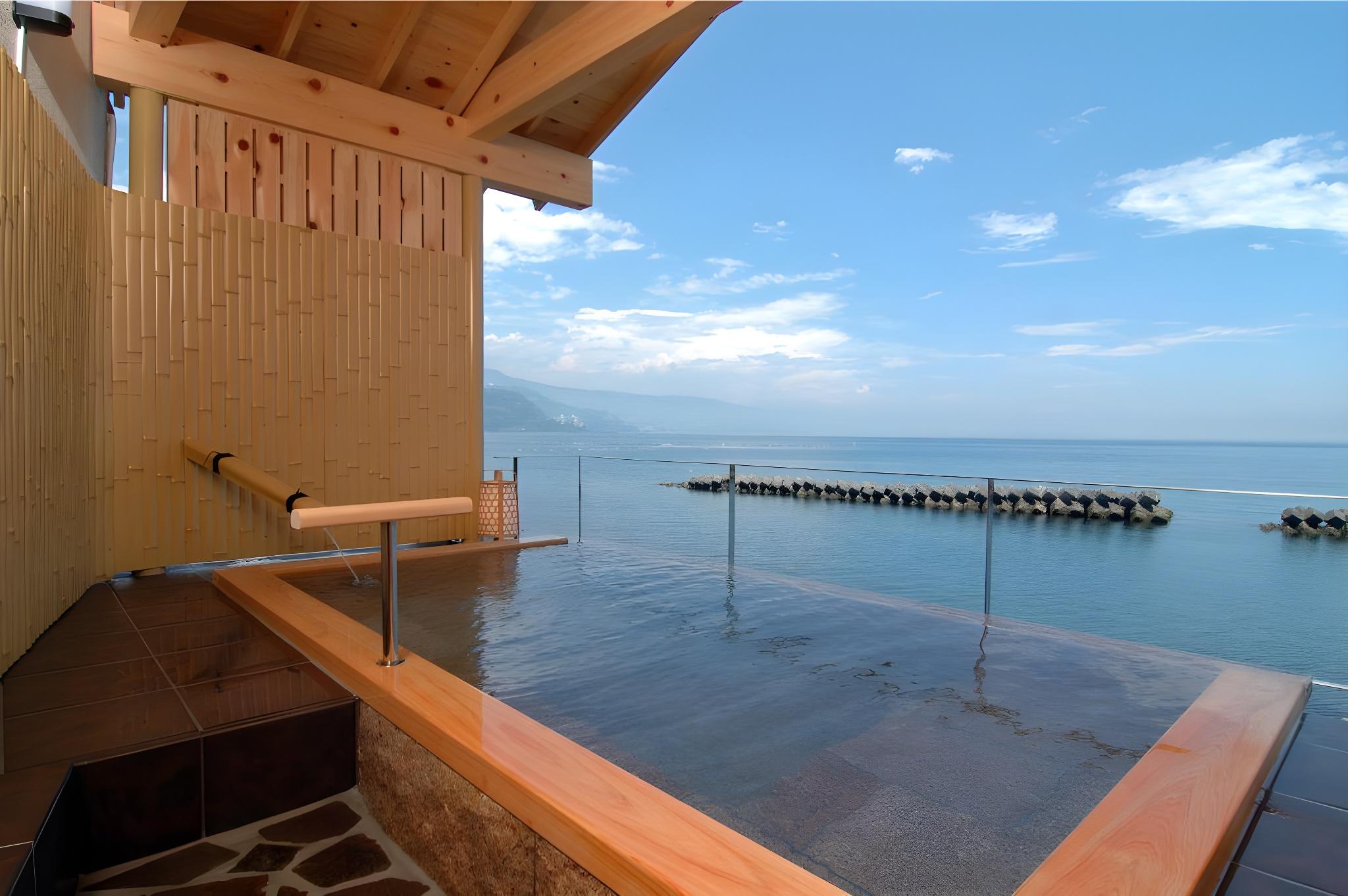 Atami Onsen Hiratsuru 22/40