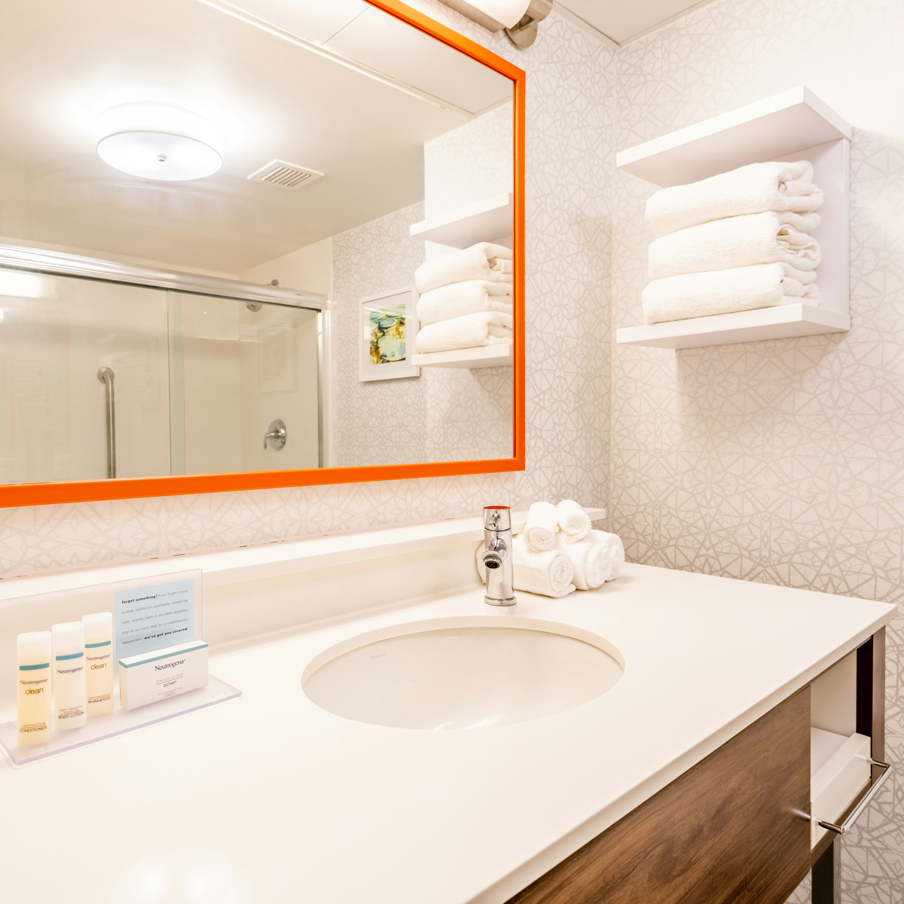 غرفة بسرير كينج، Hampton Inn Gainesville FL 7/8