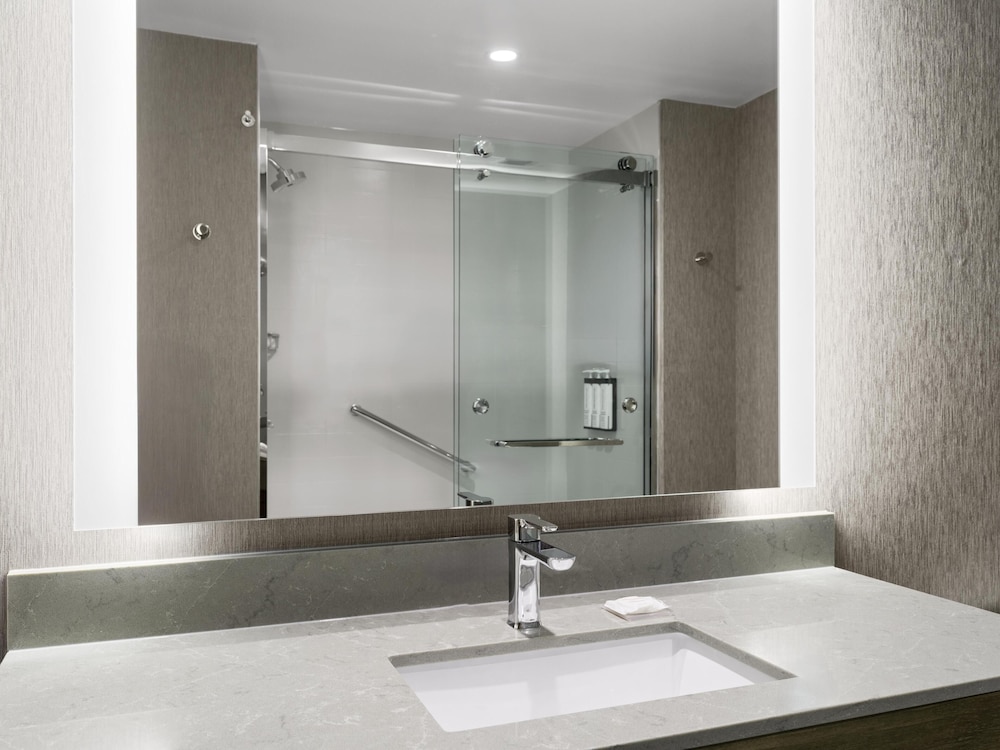 Hyatt Place Billings 28/30