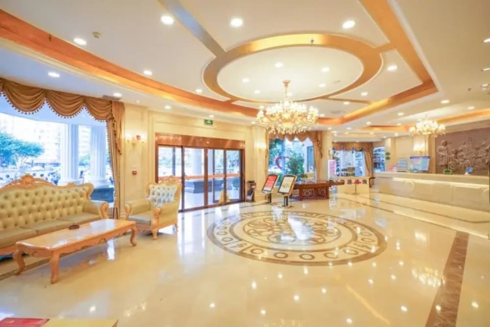 Vienna Hotel (Guilin Jichang Road Rongshan) 9/40