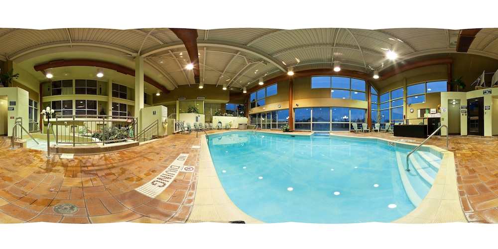Holiday Inn Peterborough Waterfront 3/70
