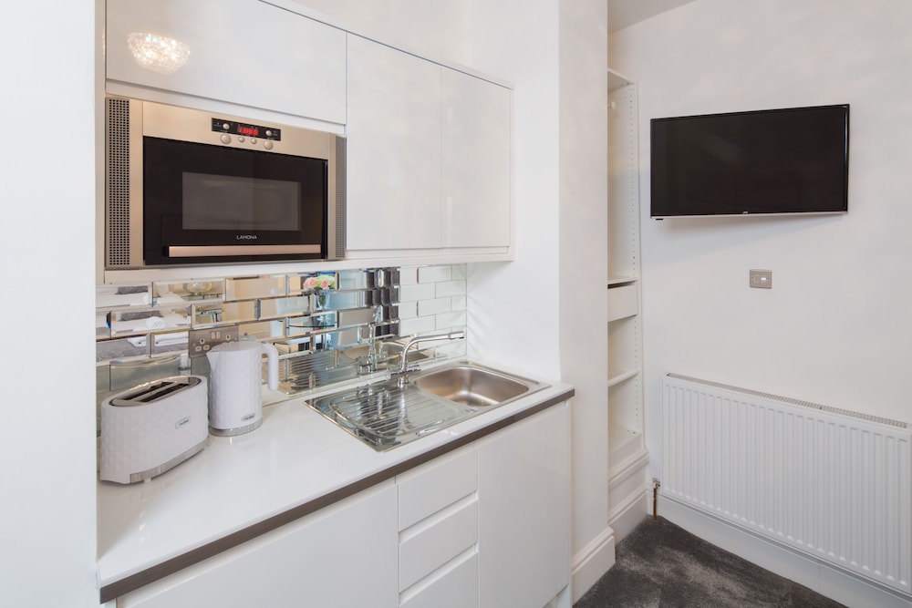 Edinburgh Castle Apartments And Suites 41/55