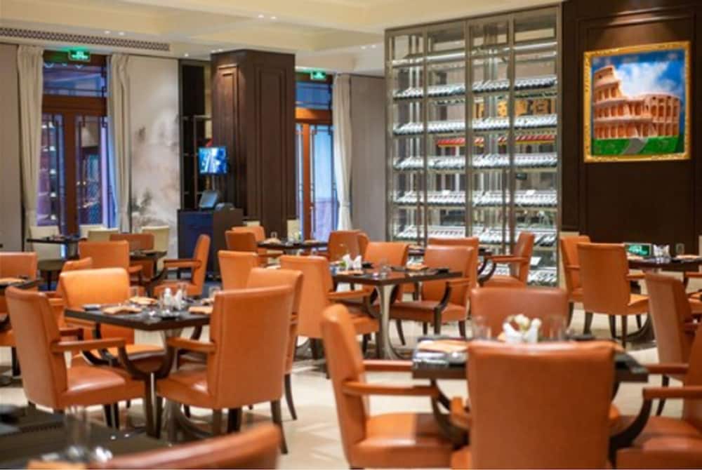Grand Bay Hotel Beijing 53/70
