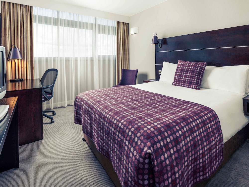 Mercure Manchester Piccadilly 18/70