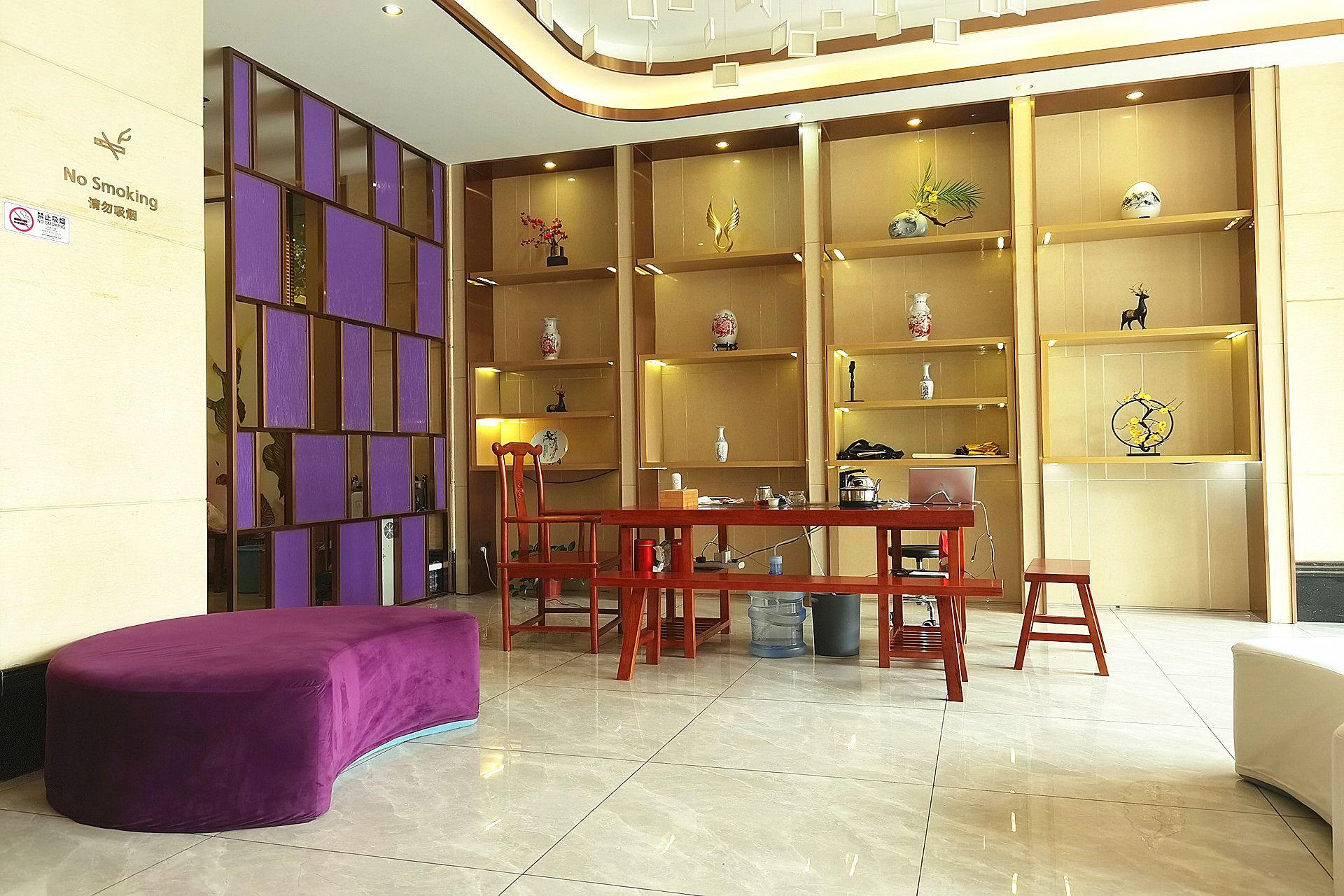Lavande Hotel (Shenzhen Airport, Fuyong Metro Station) 30/45