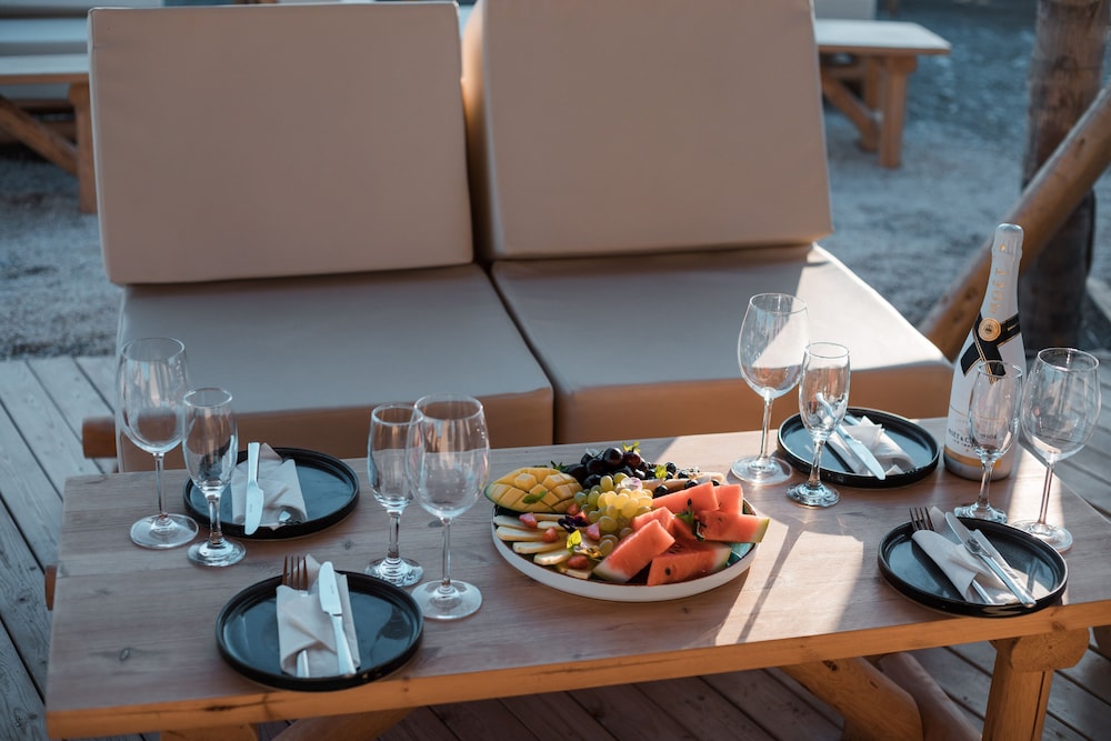 Alia Luxury Suites and Spa 155/169