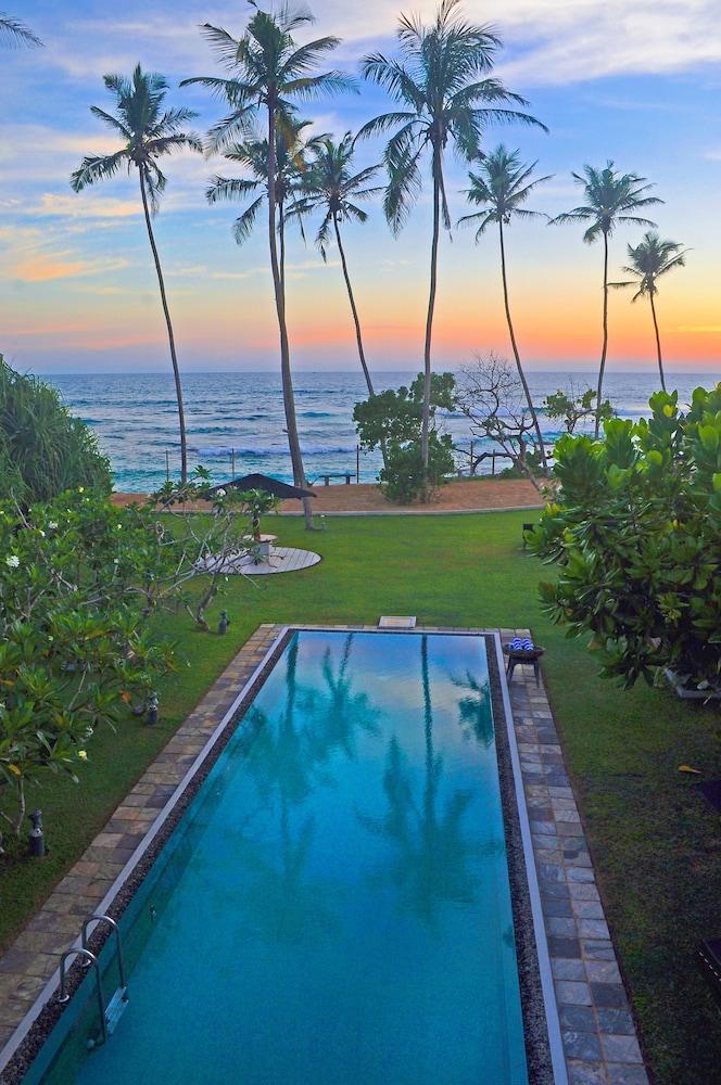 Mirissa Beach Villa 42/46
