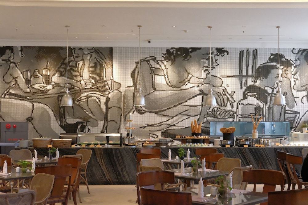 Java Paragon Hotel And Residences 60/76