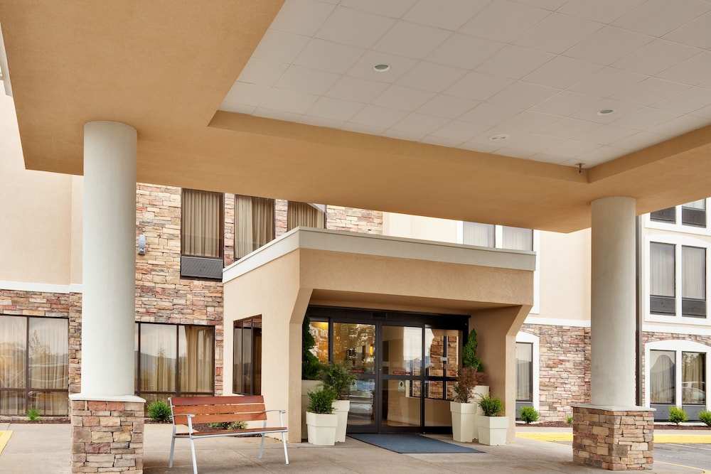 Holiday Inn Express Wilkes Barre East 46/57