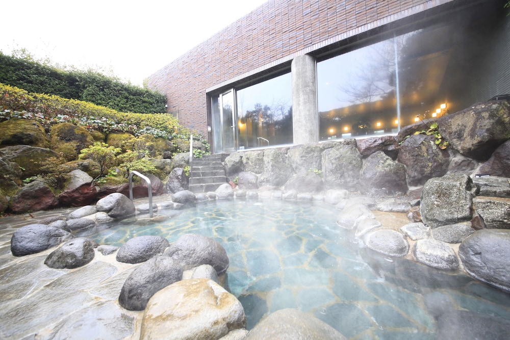 Yutorelo Atami 27/50