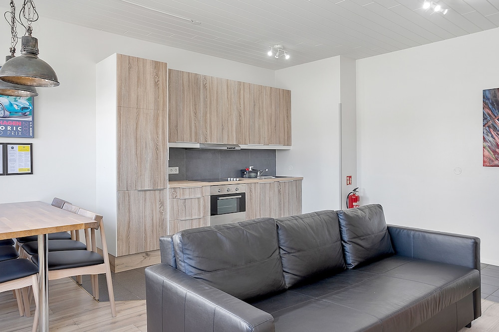 Einholt Apartments 29/50