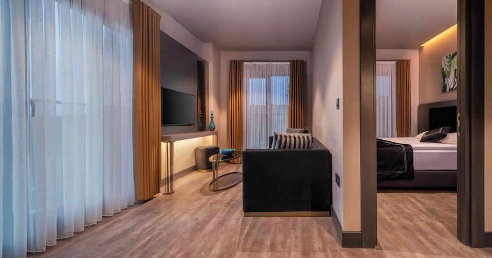 MENALO HOTEL PREMIUM ISTANBUL AIRPORT 53/68