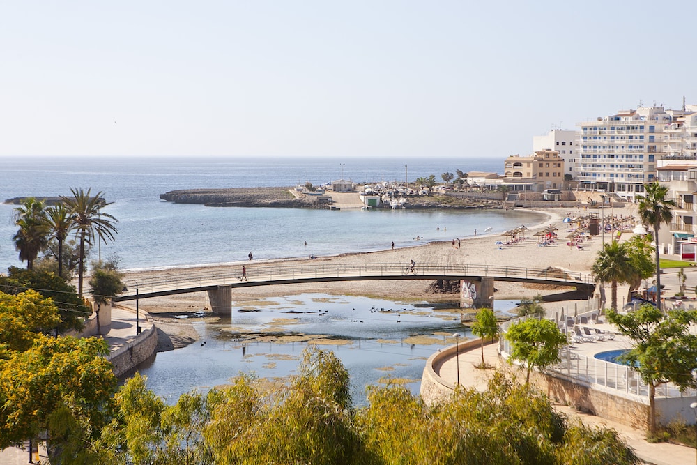 Playamar Hotel Apartments 32/68