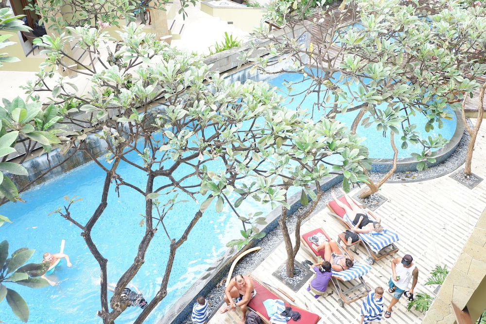 TRIBE Bali Legian 55/60