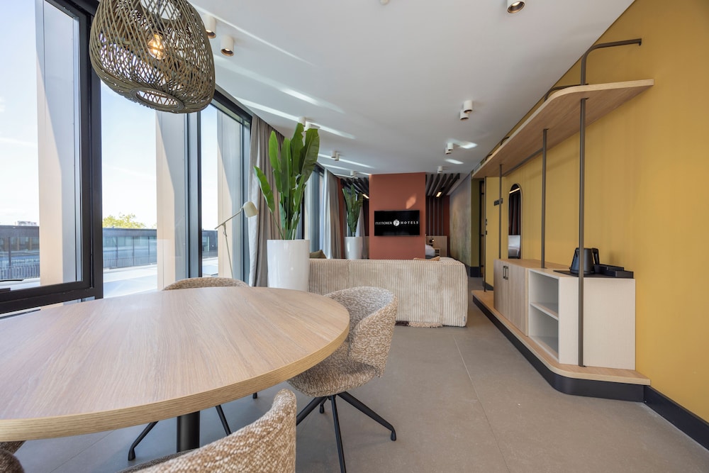 NEO KVL Hotel by TASIGO 4/50