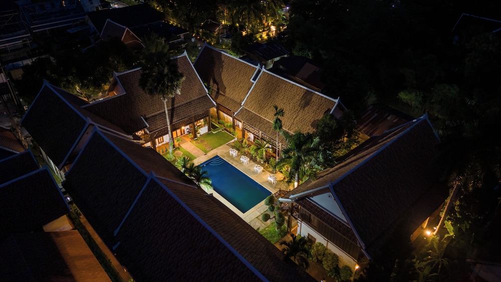 Muangthong Hotel 1/50