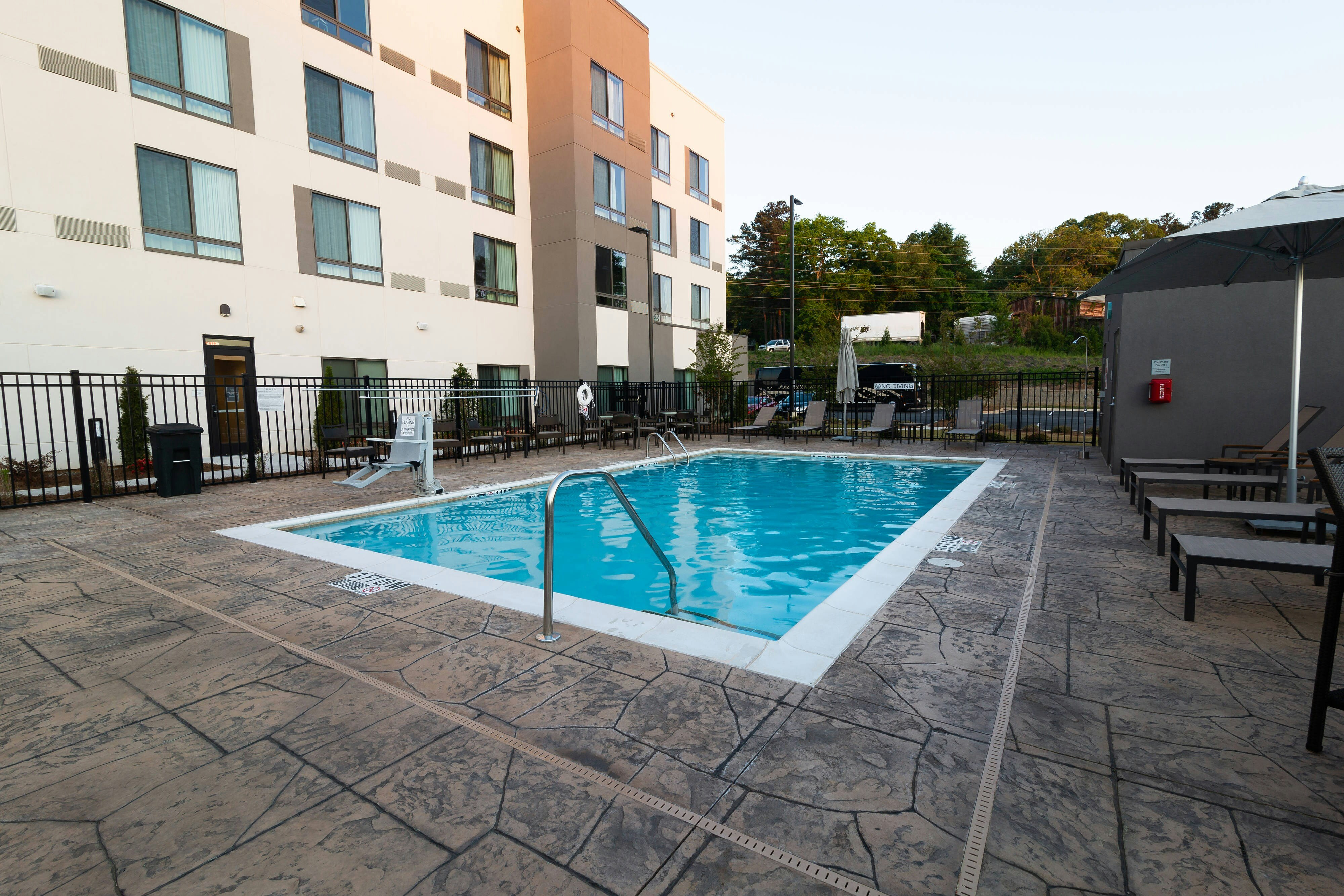Courtyard by Marriott Cartersville 17/17