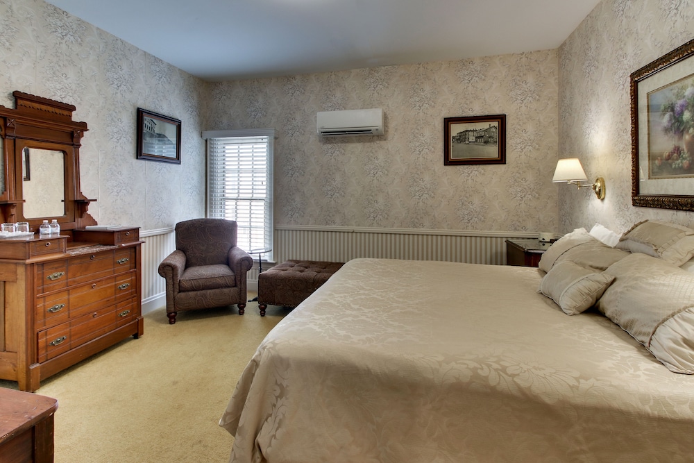 Kingsley Inn 9/64
