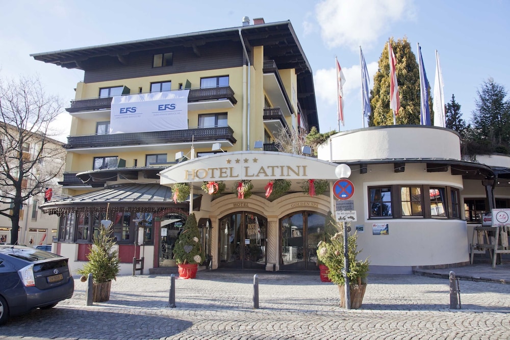 Hotel Latini 6/75