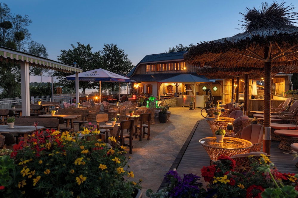 Wellnesshotel Seeschlosschen 6/50
