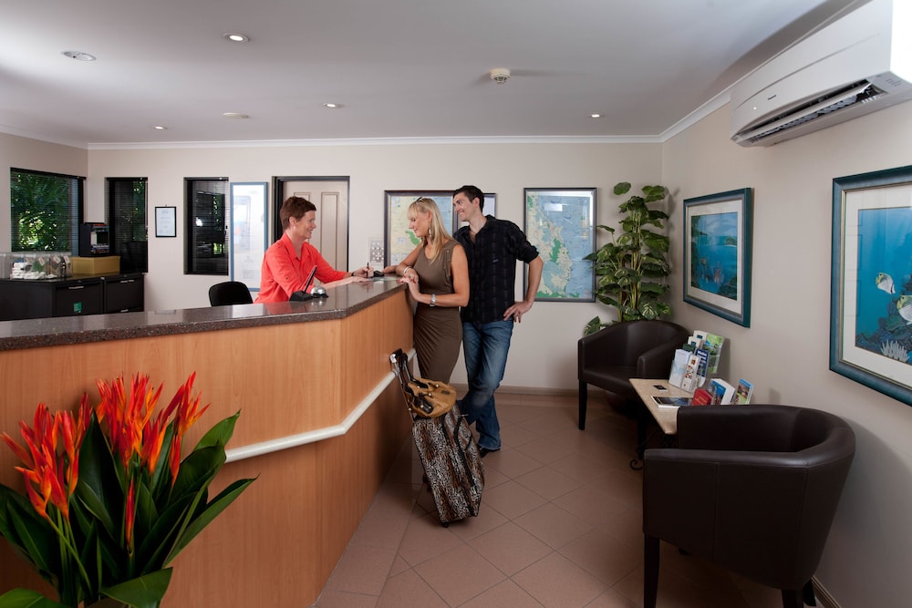 Regal Port Douglas 9/56