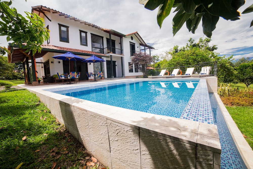 La Herencia Hotel 45/55