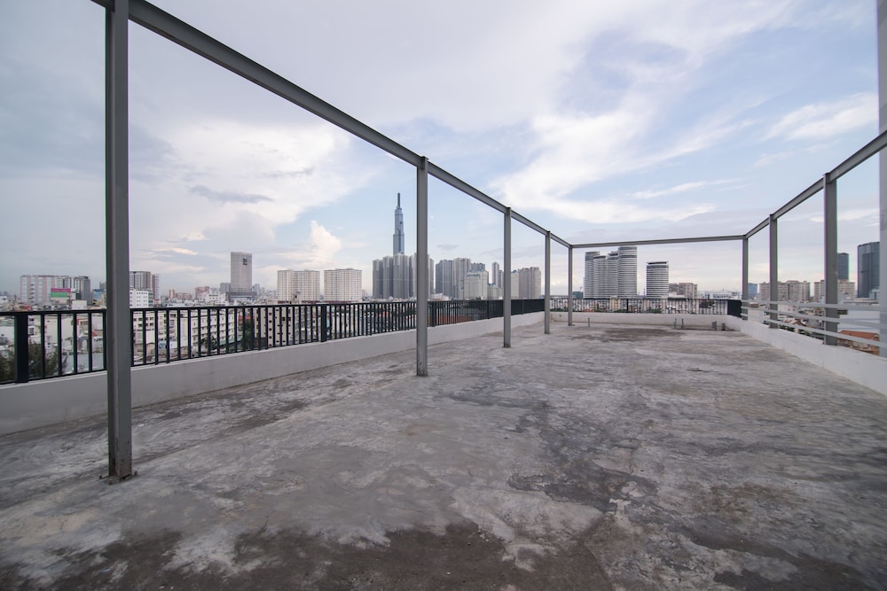 Reddoorz Premium Hang Xanh 15/21