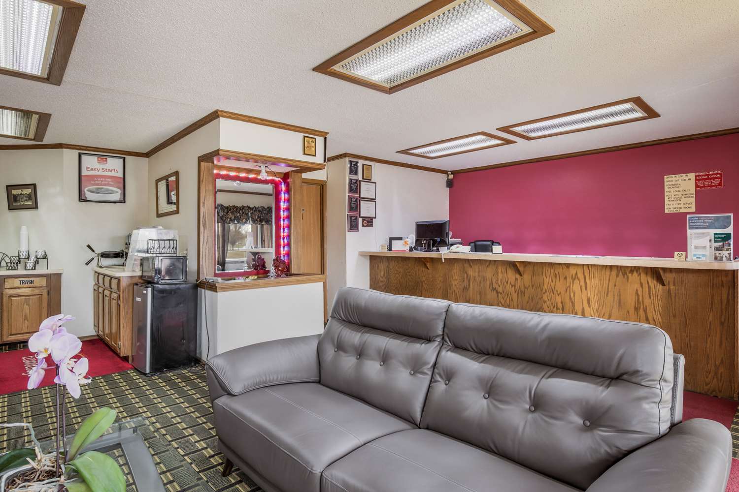 Econo Lodge Cameron 1/13