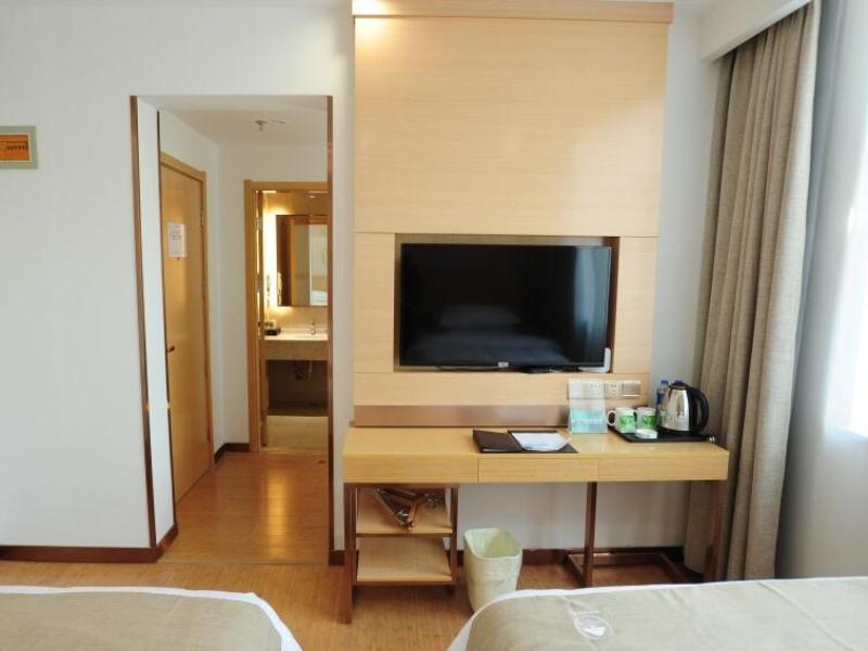 GreenTree Inn Baoding Qingyuan District Jianshe North Road Express Hotel 19/40