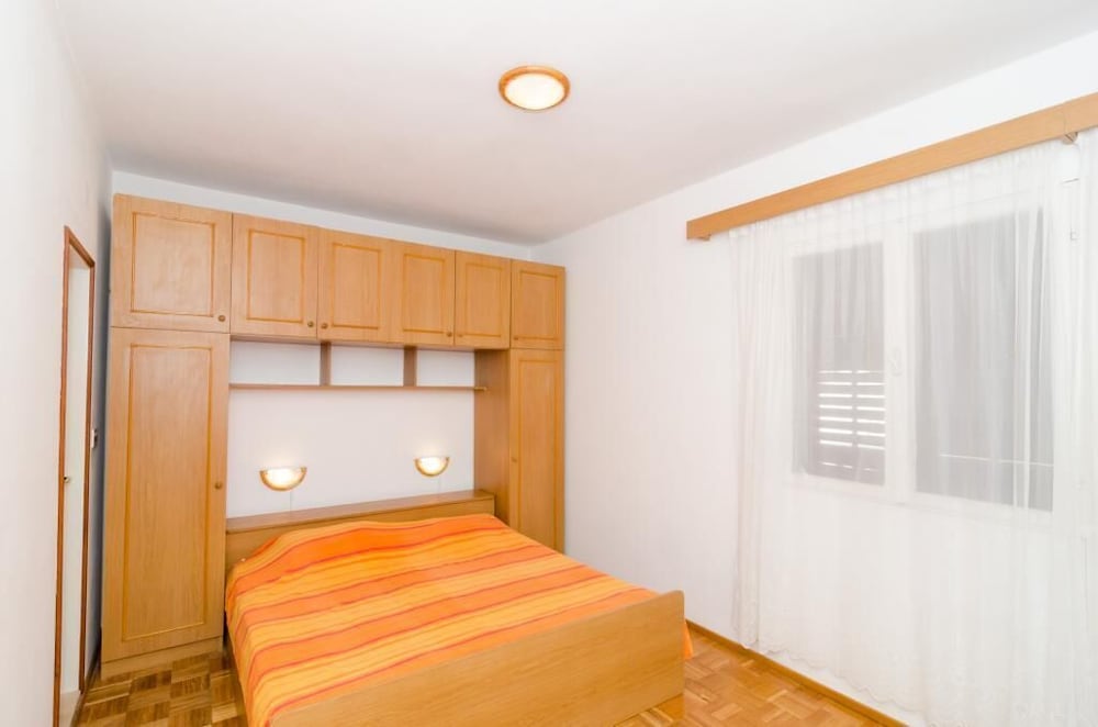 Apartments Kuzma 28/63