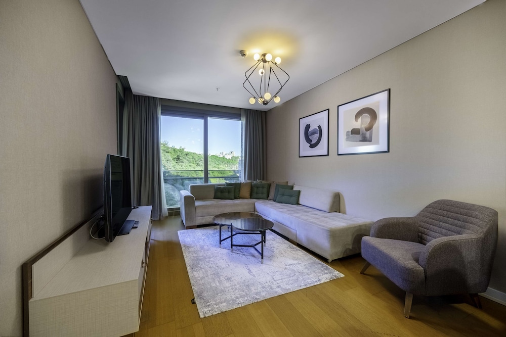 غرفة سوبيريور عائلية بسرير كينج بـ3 غرف نوم، Radisson Residences Vadistanbul 8/10