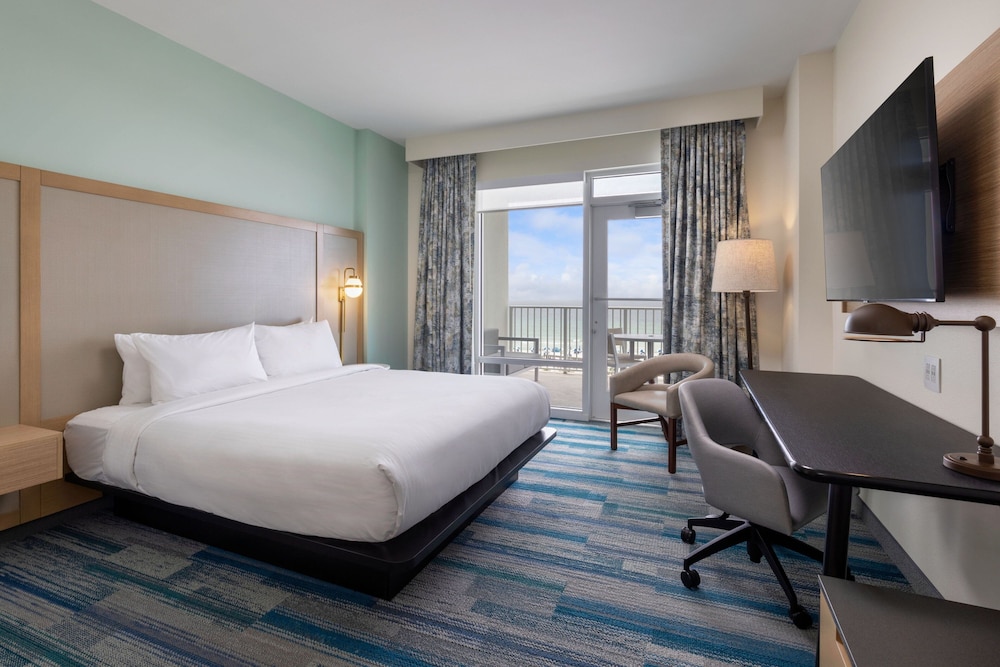 Room, King Bed, Beach View, Balcony