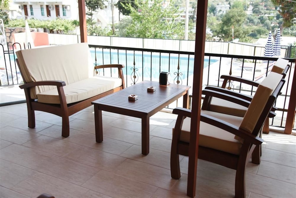Apollon Hotel 21/37