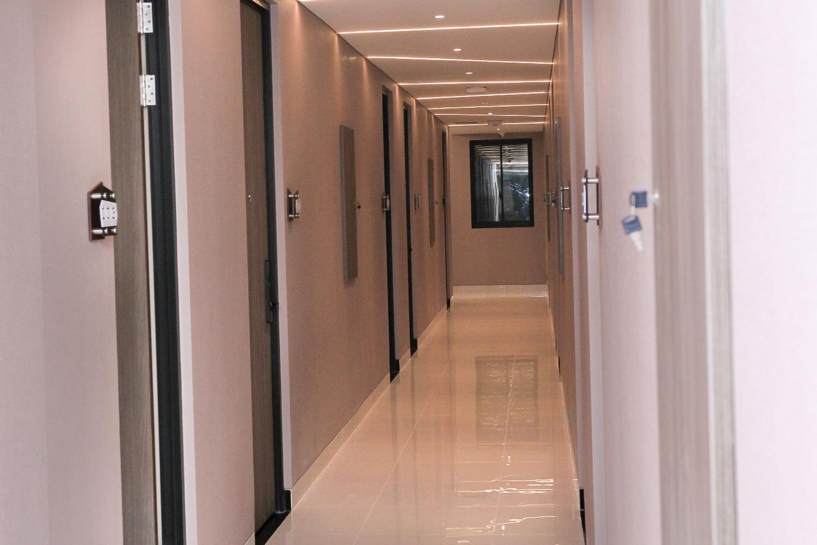 Eno Front One Hotel Semarang 34/46