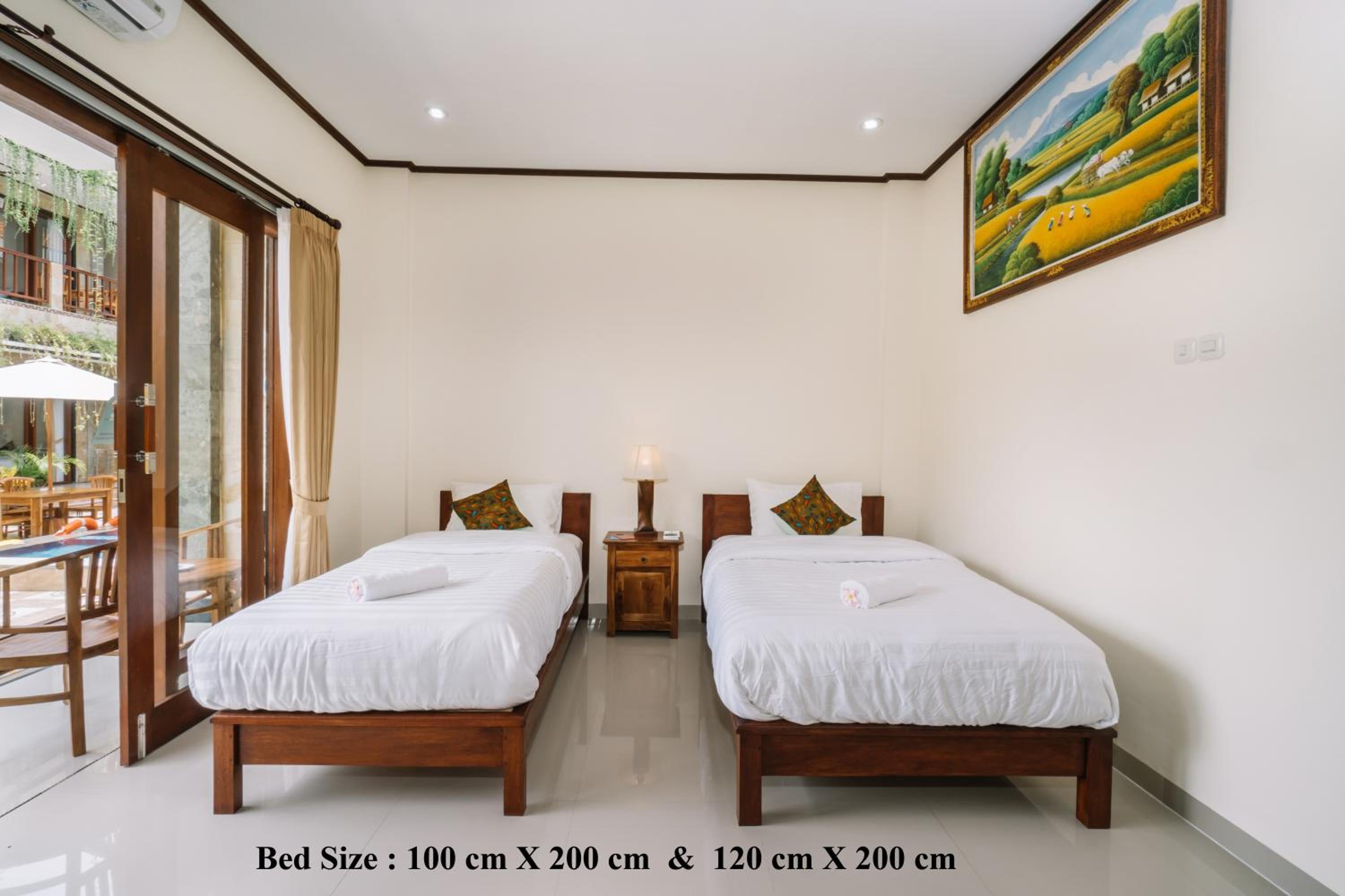 Economy, Twin Beds